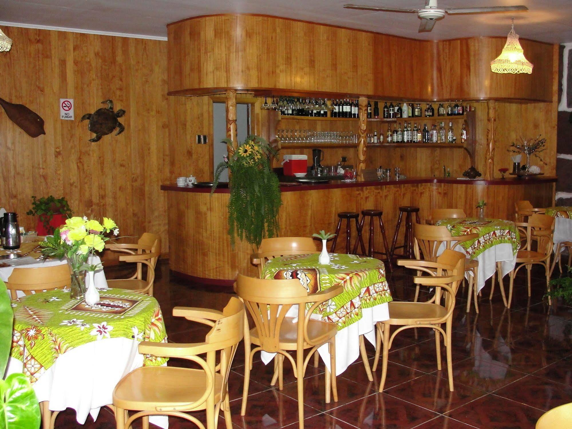 Iorana Isla De Pascua Hotel Hanga Roa Esterno foto