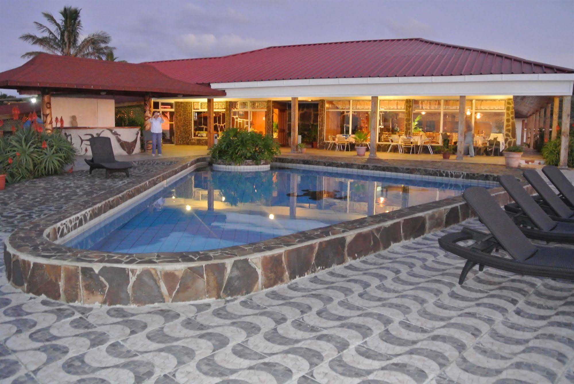 Iorana Isla De Pascua Hotel Hanga Roa Esterno foto